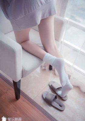 女生扒开尿口让男生捅的视频免费_蓝光免费在线观看